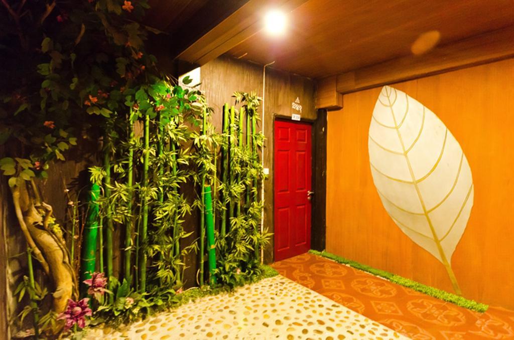 Eight Plus Hotel Bangkok Luaran gambar