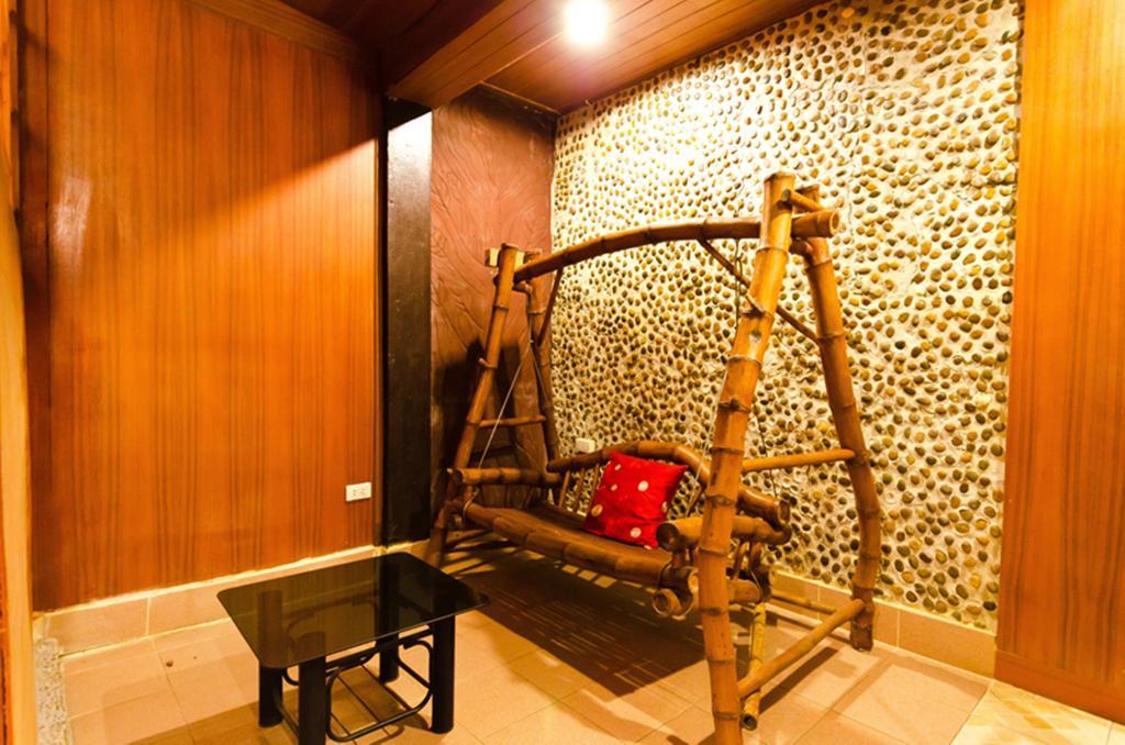 Eight Plus Hotel Bangkok Luaran gambar