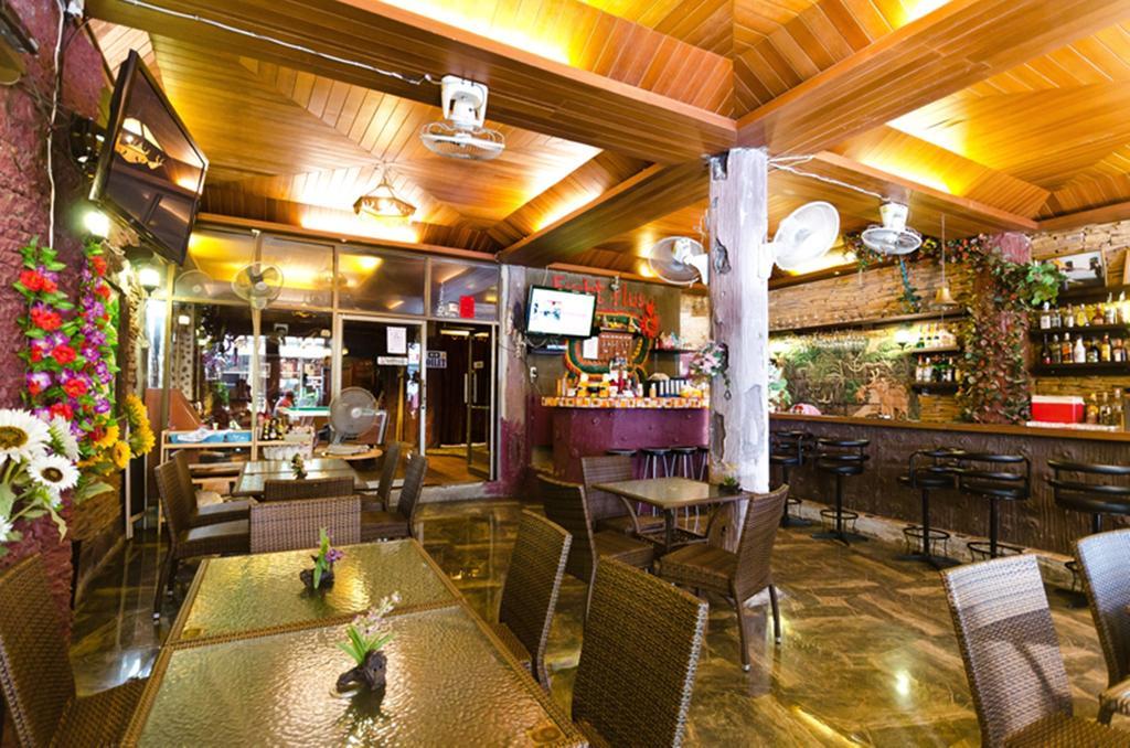 Eight Plus Hotel Bangkok Luaran gambar